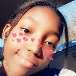 Meet your Posher, Adriella